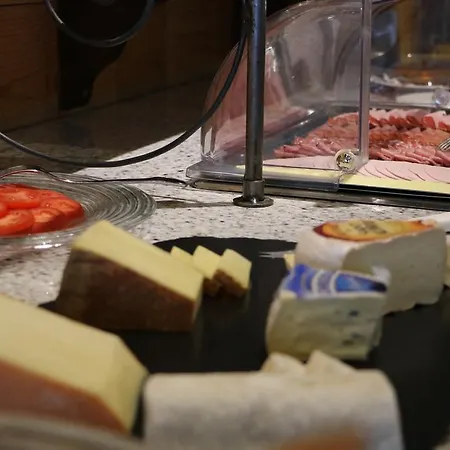 Cristallo 4* Αρόζα